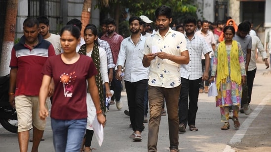 आर्यन गुप्ता, पंशुल बंसल ने NEET-UG में 715/720 अंकों के साथ टॉप किया, 1.1 मिलियन ने परीक्षा उत्तीर्ण की